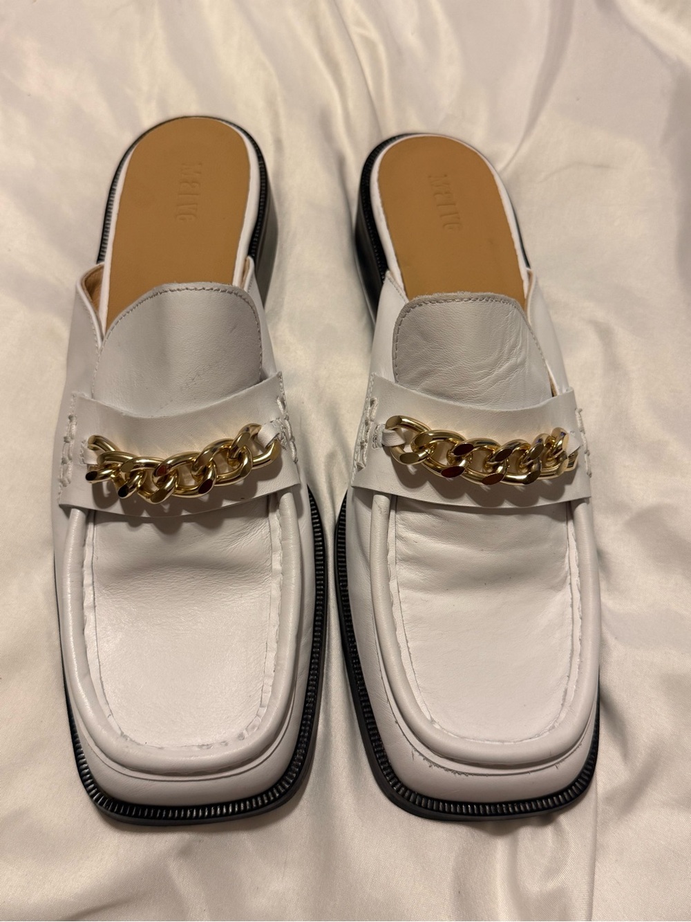 Maeve Anthropologie Leather Gold Chain Slip On Loafers Sz 40 women’s